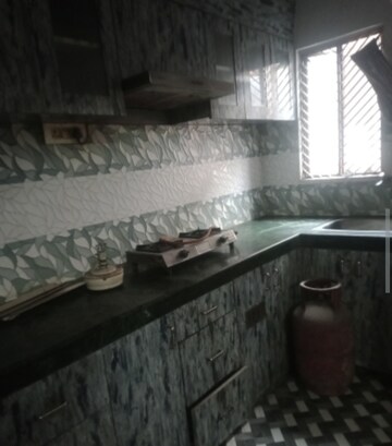 2 BHK Villa For Rent in Aliganj