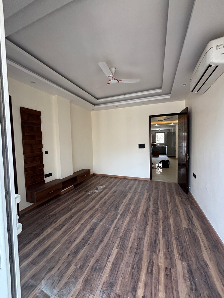 Living Room, dlf-the-grove 3 Bedroom 270 Sq.Yd. Builder Floor In Sector 54 Gurgaon 8533294