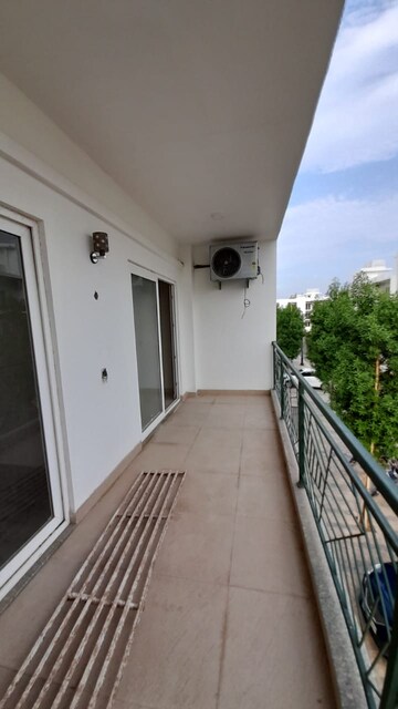 Balcony in 3 BHK Builder Floor at Central Park 3 Flower Valley, Sohna Sector 33 – for Rent