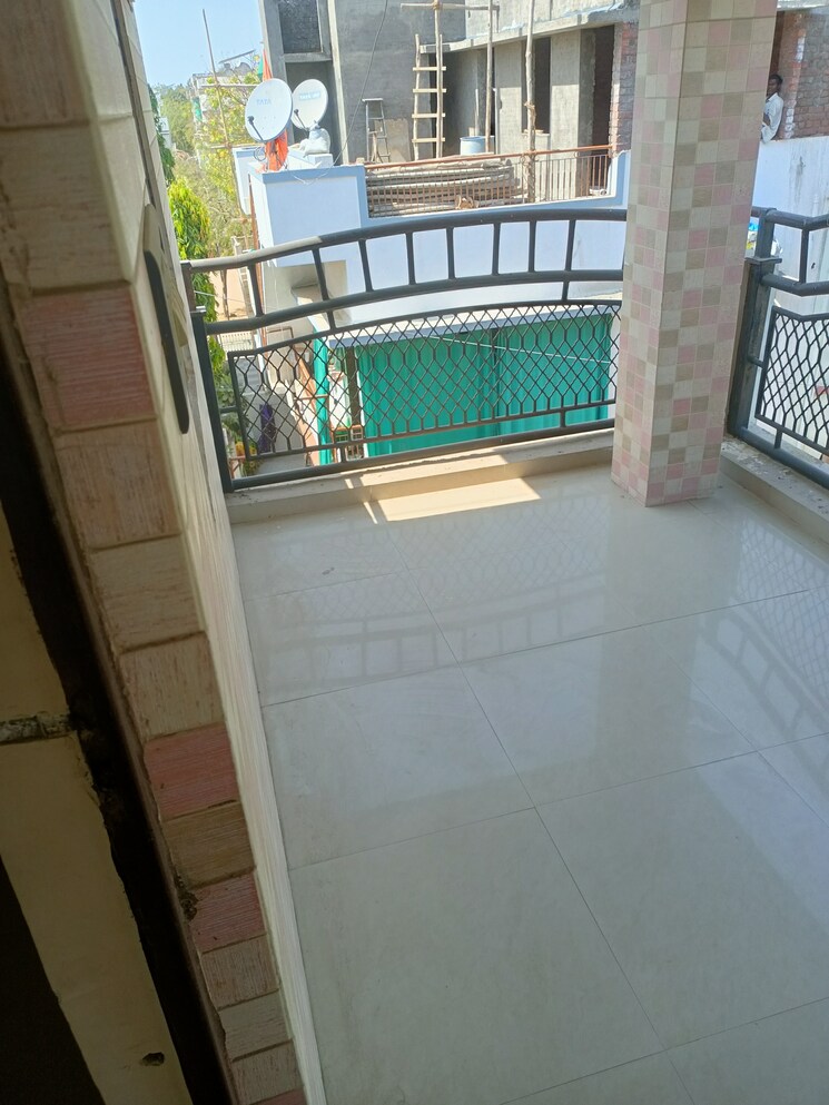 Balcony, sector 2 4 Bedroom 200 Sq.Yd. Independent House In Sector 2 Gandhinagar 8533358