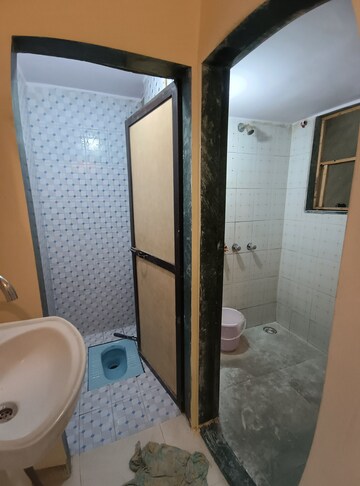 Attached Bathroom in 1 BHK Apartment at Sector 6 – for Rent