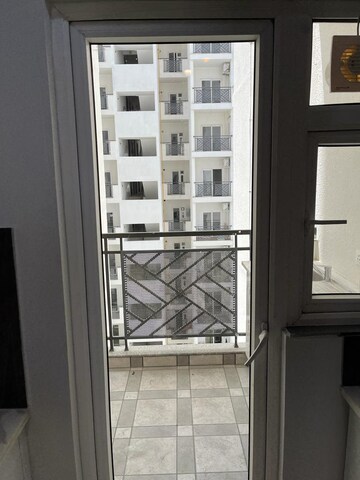 Balcony in 3 BHK Apartment at Central Park Flower Valley Aqua Front Towers, Sohna Sector 33 – for Rent