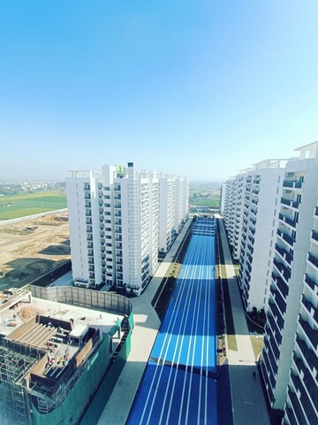 3 BHK Apartment – Exterior View View at Central Park Flower Valley Aqua Front Towers, Sohna Sector 33 - for Rent