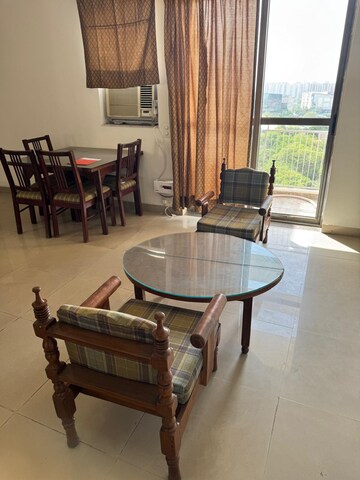 2 BHK Apartment For Rent in Unitech Uniworld Gardens, Sector 47