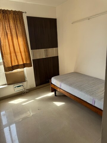 Bedroom in 2 BHK Apartment at Unitech Uniworld Gardens, Sector 47 – for Rent