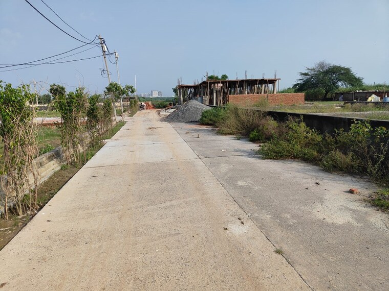 Exterior View, sector 27 yamuna expressway  210 Sq.Yd. Plot In Sector 27 Yamuna Expressway Greater Noida 8533495