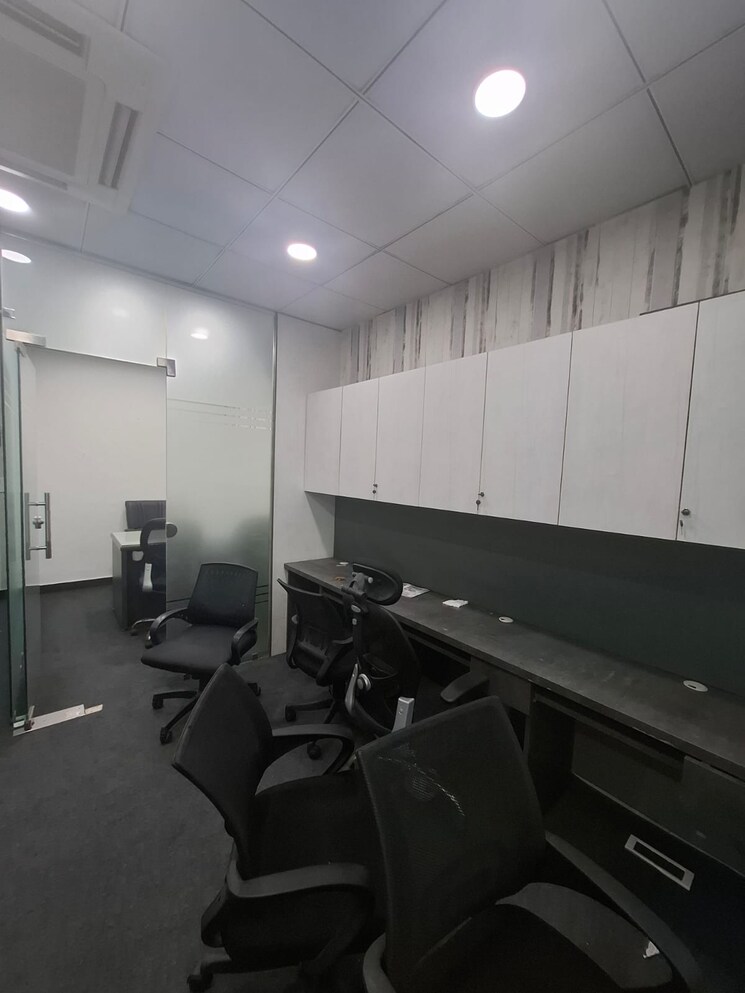 Team Area, bestfield Commercial Office Space 623 Sq.Ft. In Netaji Subhash Place Delhi 8533483