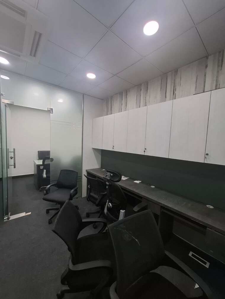 Team Area, bestfield Commercial Office Space 623 Sq.Ft. In Netaji Subhash Place Delhi 8533483