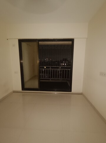 Room in 1 BHK Apartment at Kopar Khairane – for Rent