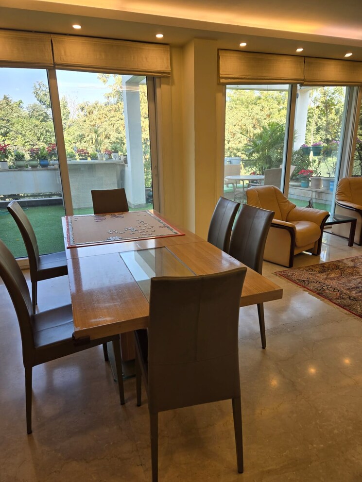 Team Area, vasant vihar 4 Bedroom 600 Sq.Yd. Builder Floor In Vasant Vihar Delhi 8533485