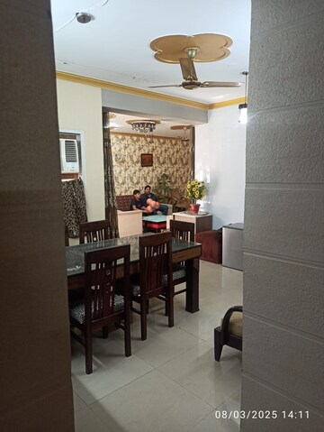 Living Room in 3.5 BHK Apartment at Sector 86 – for Rent