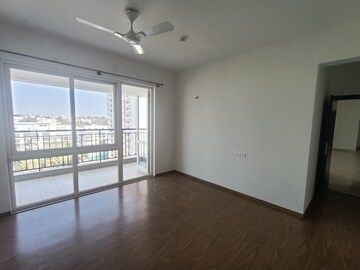 Room in 3 BHK Apartment at Prestige Misty Waters, Hebbal – for Sale
