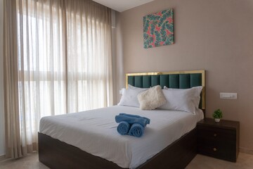 Bedroom in 1 BHK Apartment at Hiranandani Regent Hill, Powai – for Sale