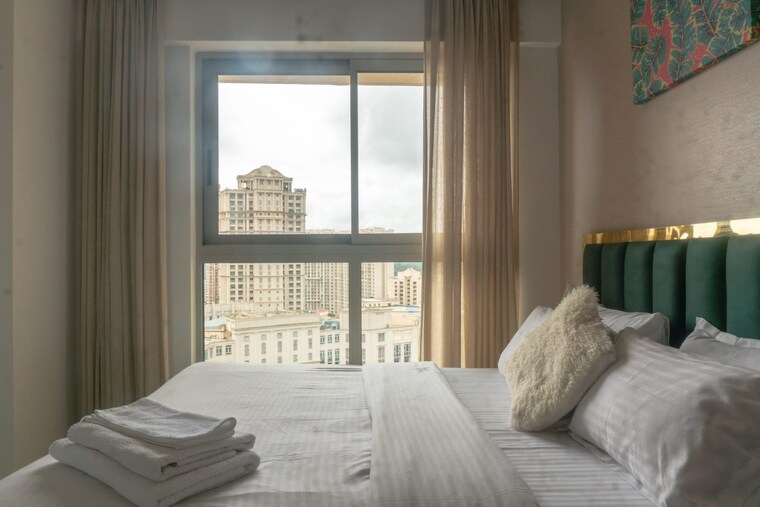 Bedroom, hiranandani-regent-hill 1 Bedroom 379 Sq.Ft. Apartment In Powai Mumbai 8533824