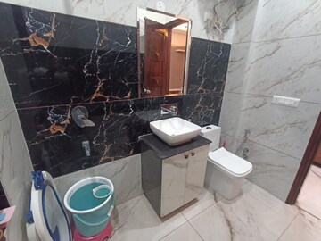 Team Area in 2 BHK Apartment at Spire Wood, Sector 46 – for Rent
