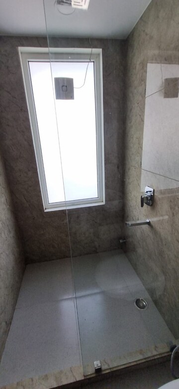 Room in 3 BHK Builder Floor at Sector 46 – for Rent
