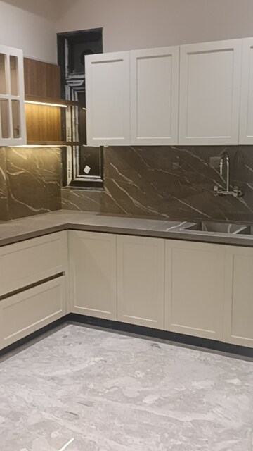 Kitchen in 2.5 BHK Builder Floor at Ashok Nagar – for Rent