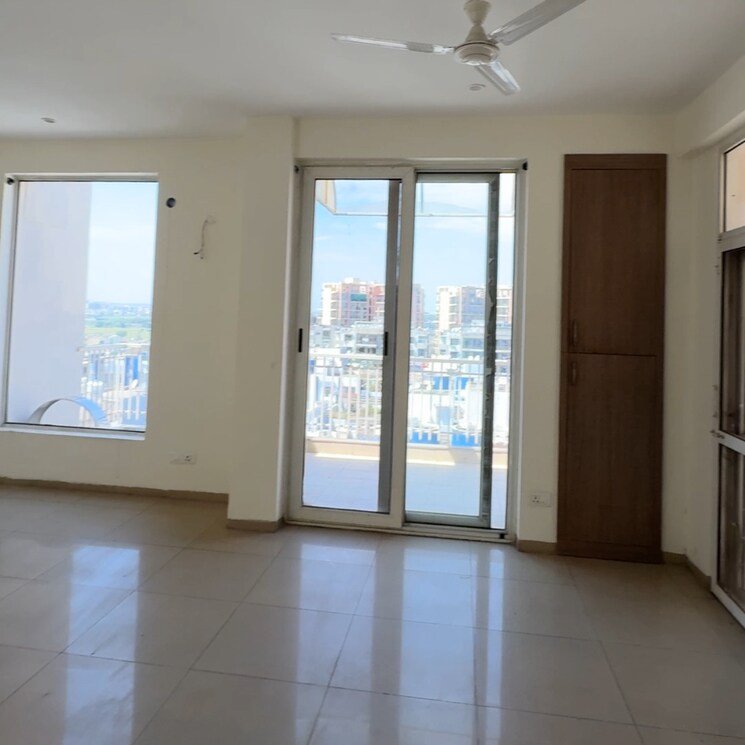 Room, sushma-crescent 3 Bedroom 2450 Sq.Ft. Penthouse In Dhakoli Zirakpur 8214593