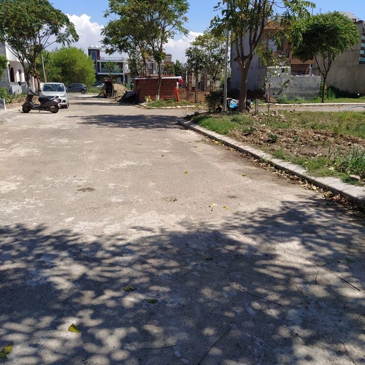  Parking, omaxe-new-chandigarh  200 Sq.Yd. Plot In Mullanpur Chandigarh 8534126