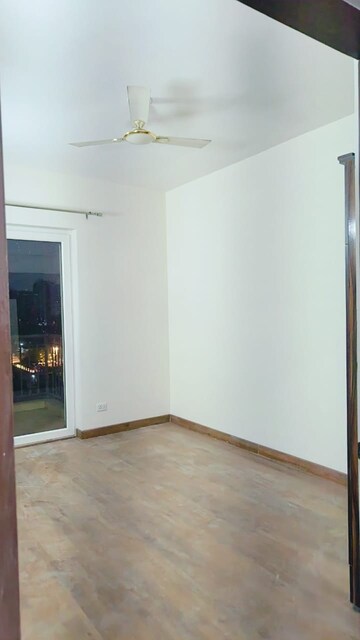 Room in 3 BHK Apartment at Puri Aanandvilas, Sector 81 – for Rent