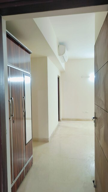 Room in 3 BHK Apartment at Puri Aanandvilas, Sector 81 – for Rent