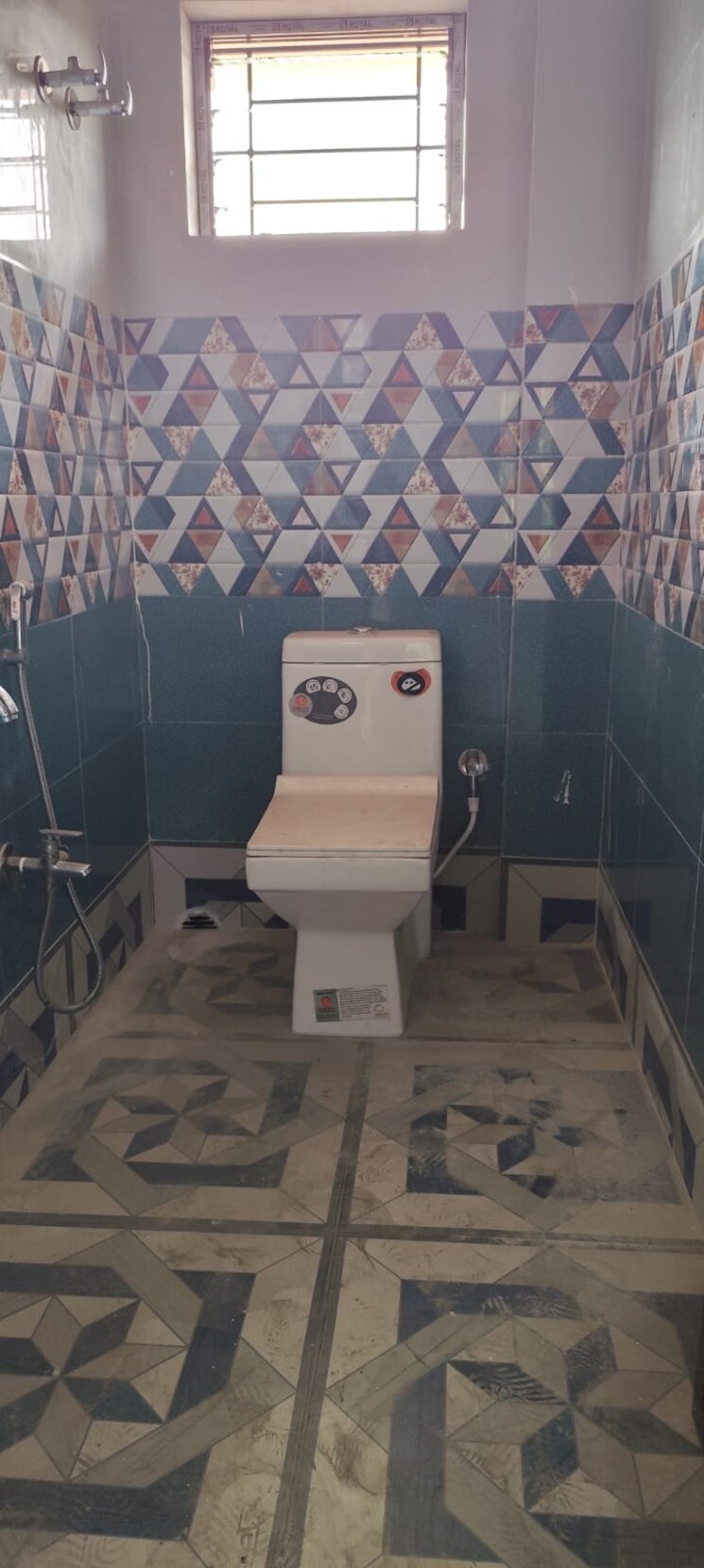 Attached Bathroom, naktala 3 Bedroom 1250 Sq.Ft. Apartment In Naktala Kolkata 8534369