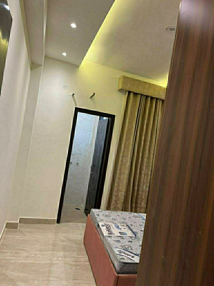 Room, ambala highway 3 Bedroom 1300 Sq.Ft. Builder Floor In Ambala Highway Zirakpur 8534463