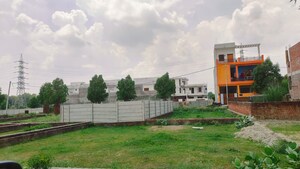  Plot – Exterior View View at Gomti Nagar - for Sale