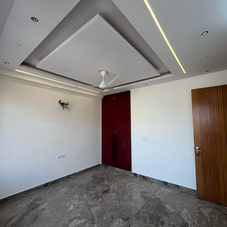 Cover Image, chattarpur 4 Bedroom 1800 Sq.Ft. Builder Floor In Chattarpur Delhi 8534667