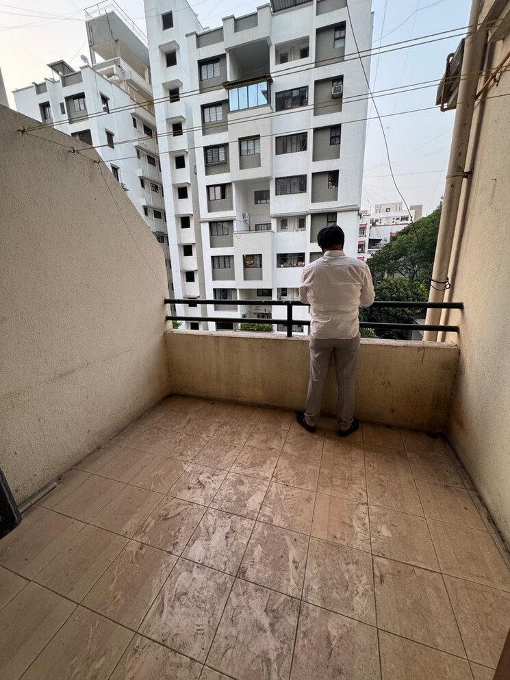 Balcony, aundh 3 Bedroom 1550 Sq.Ft. Apartment In Aundh Pune 8535345