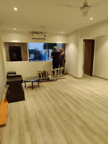 Bedroom in 2 BHK Apartment at Bandra West – for Rent