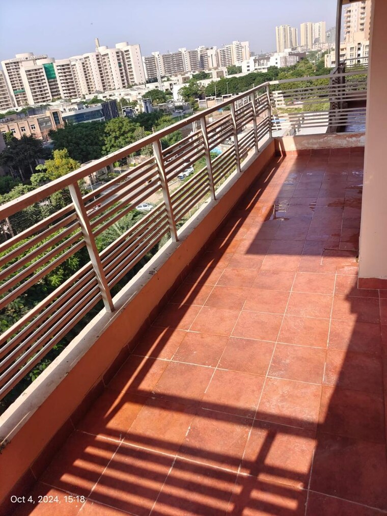 Balcony, solutrean-caladium 4 Bedroom 3065 Sq.Ft. Apartment In Sector 109 Gurgaon 8535102