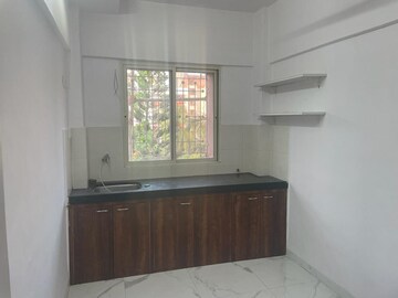 Bedroom in 1 RK Apartment at Gokul Garden CHS, Kandivali East – for Rent