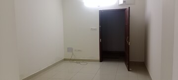 Room in 2 BHK Apartment at Accurate Wind Chimes, Gachibowli – for Rent