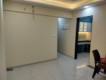 Room in 2 BHK Apartment at Runwal Eirene, Balkum Pada – for Rent