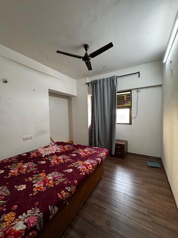 2 BHK Apartment For Rent in Lodha Splendora, Ghodbunder Road