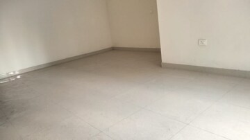 Room in 3.5 BHK Apartment at Pareena The Elite Residences, Sector 99 – for Rent