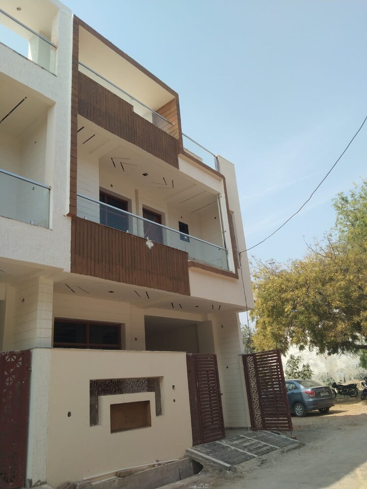 Exterior View, indira nagar 3 Bedroom 2300 Sq.Ft. Villa In Indira Nagar Lucknow 8535128