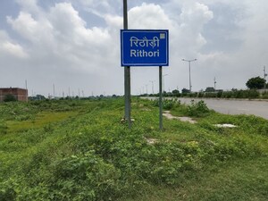  Plot For Sale in Xu Iii Greater Noida