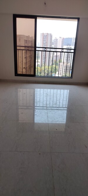 2 BHK Apartment For Sale in Pratham ARC Aura, Andheri West