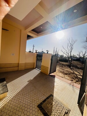 Parking in 3 BHK Independent House at Kalwar Road – for Sale