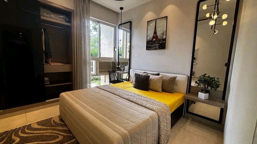 3 BHK + Pooja Room,Study Room,Extra Room 1800 Sq.Ft. Builder Floor in West Avenue CHS