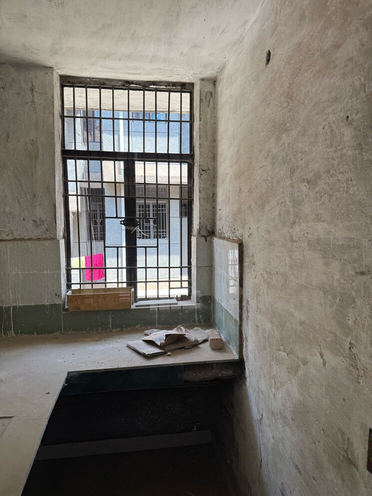 Balcony, mu 2 greater noida 2 Bedroom 36 Sq.Mt. Apartment In Mu 2 Greater Noida Greater Noida 8535572