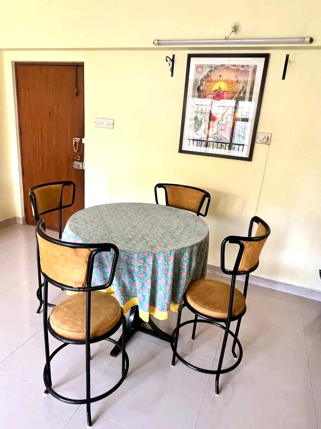 1 BHK + Pooja Room Apartment For Sale in Roop CHS