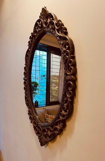 Room in 1 BHK Apartment at Bandra West – for Rent