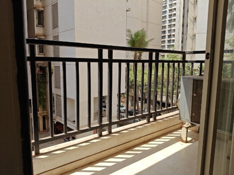 Balcony, godrej-prime 3 Bedroom 1153 Sq.Ft. Apartment In Chembur Mumbai 8535851
