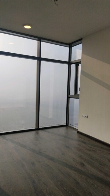 Room in 4 BHK Apartment at Piramal Mahalaxmi, Mahalaxmi – for Sale