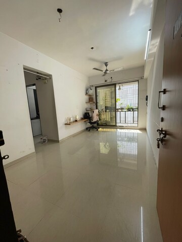 Room in 3 BHK Apartment at Scarlet Seawood Heights, Nerul – for Rent