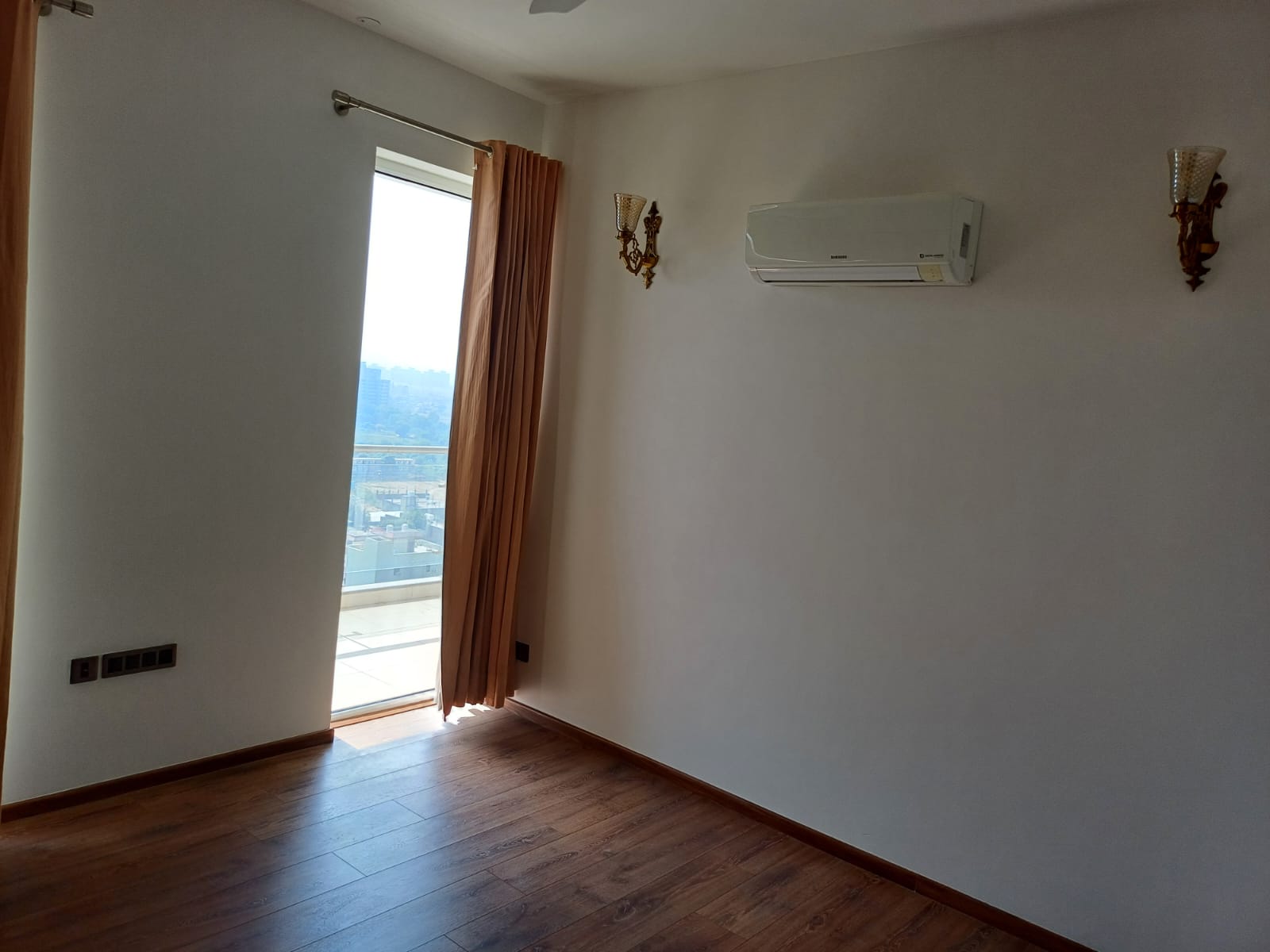 2.5 BHK 600 Sq.Ft. Apartment in Pyramid Urban Homes