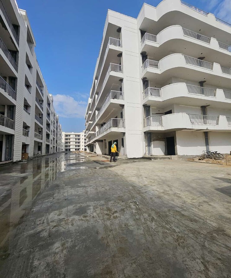 Exterior View, uninav-utopia 4 Bedroom 2650 Sq.Ft. Apartment In Morti Ghaziabad 8535830